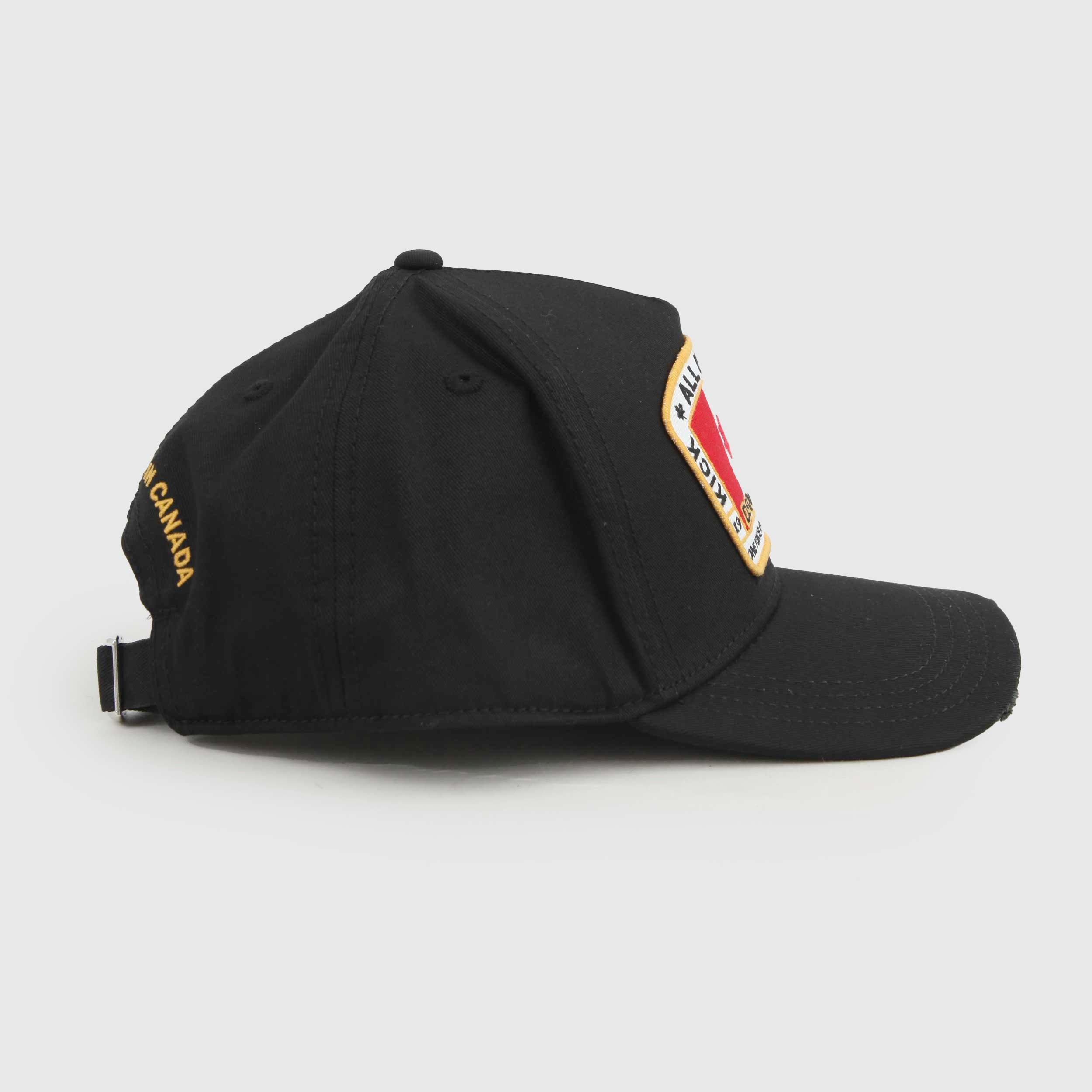 Cappello Nero Con Bandiera Canadese By DSQUARED2 - annameglio.com abbigliamento moda