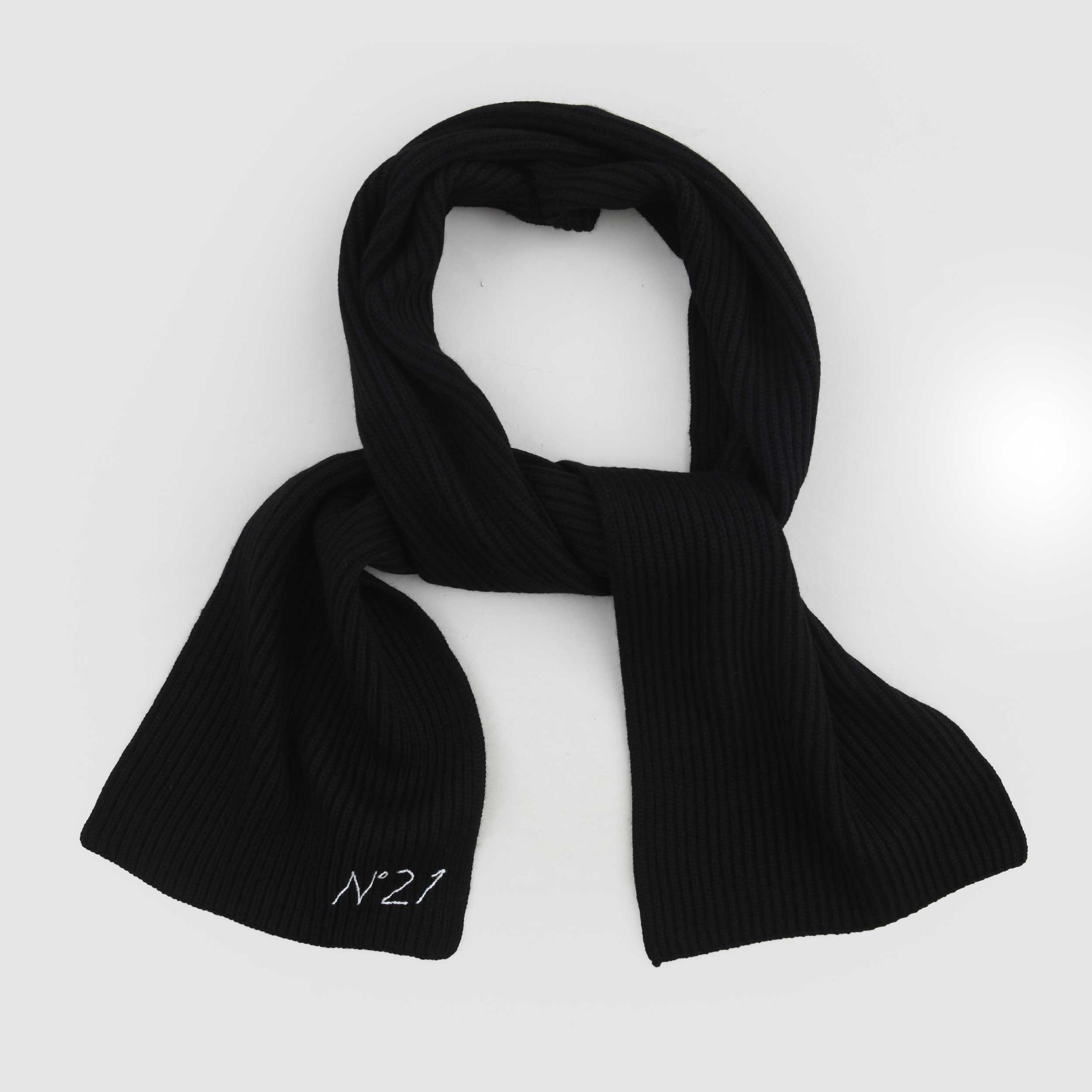 Sciarpa Nera Con Lavorazione A Coste Firmata N 21 - annameglio.com abbigliamento moda