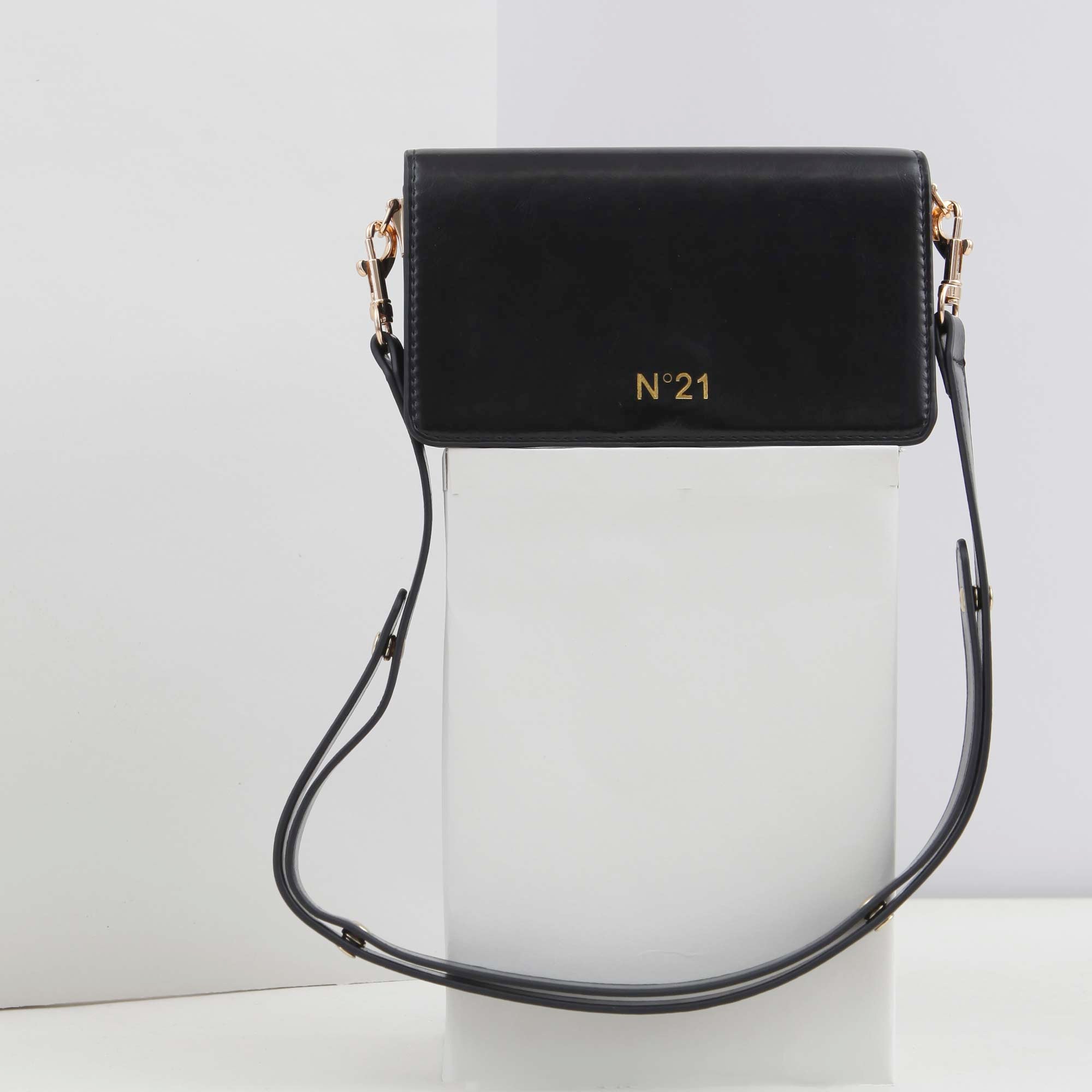 Borsa A Spalla Nera Firmata N 21 - annameglio.com abbigliamento moda