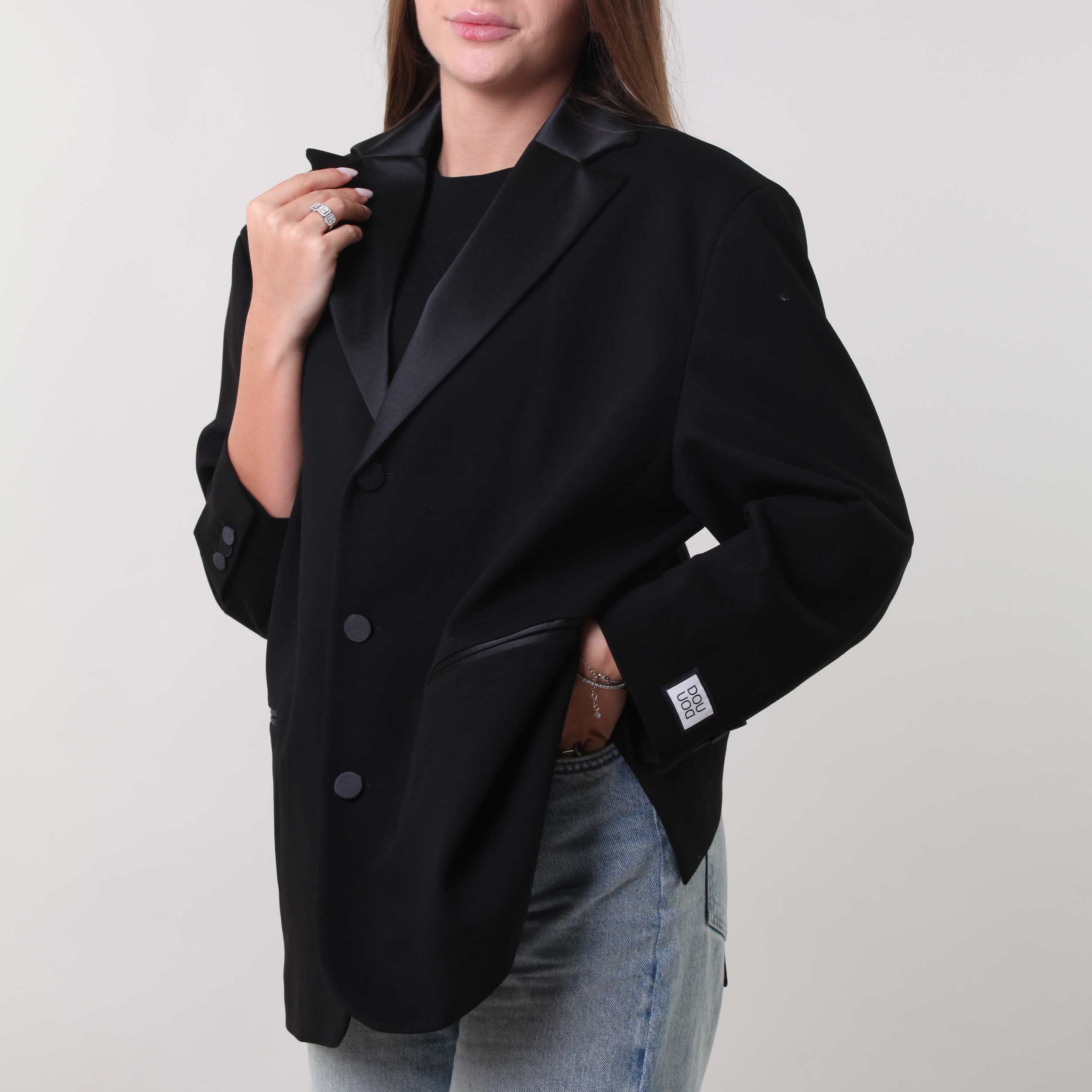 Blazer Nero A Tre Bottoni Firmato DOUUOD - annameglio.com abbigliamento moda