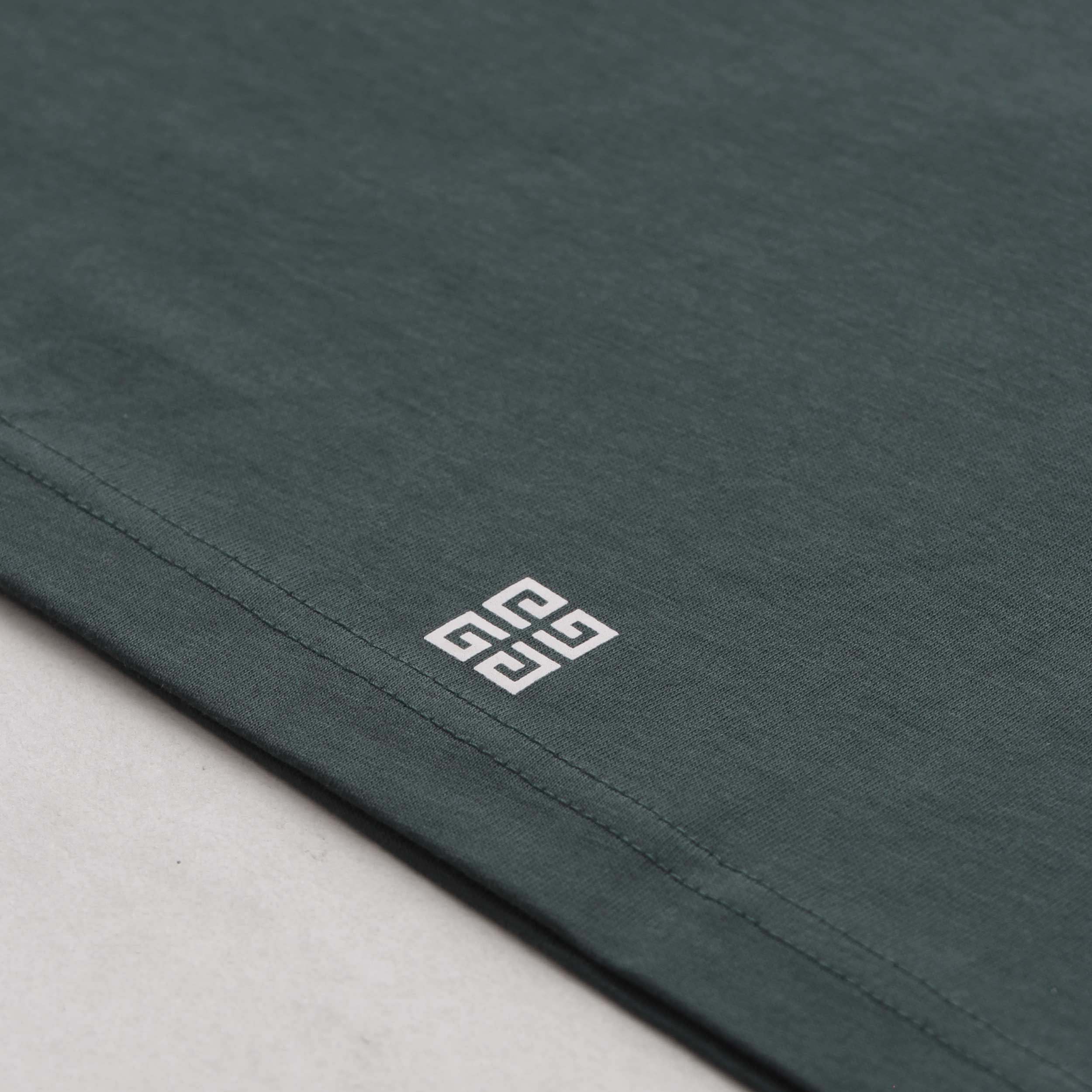 T-shirt Verde Petrolio Con Logo Firmata GIVENCHY - annameglio.com abbigliamento moda