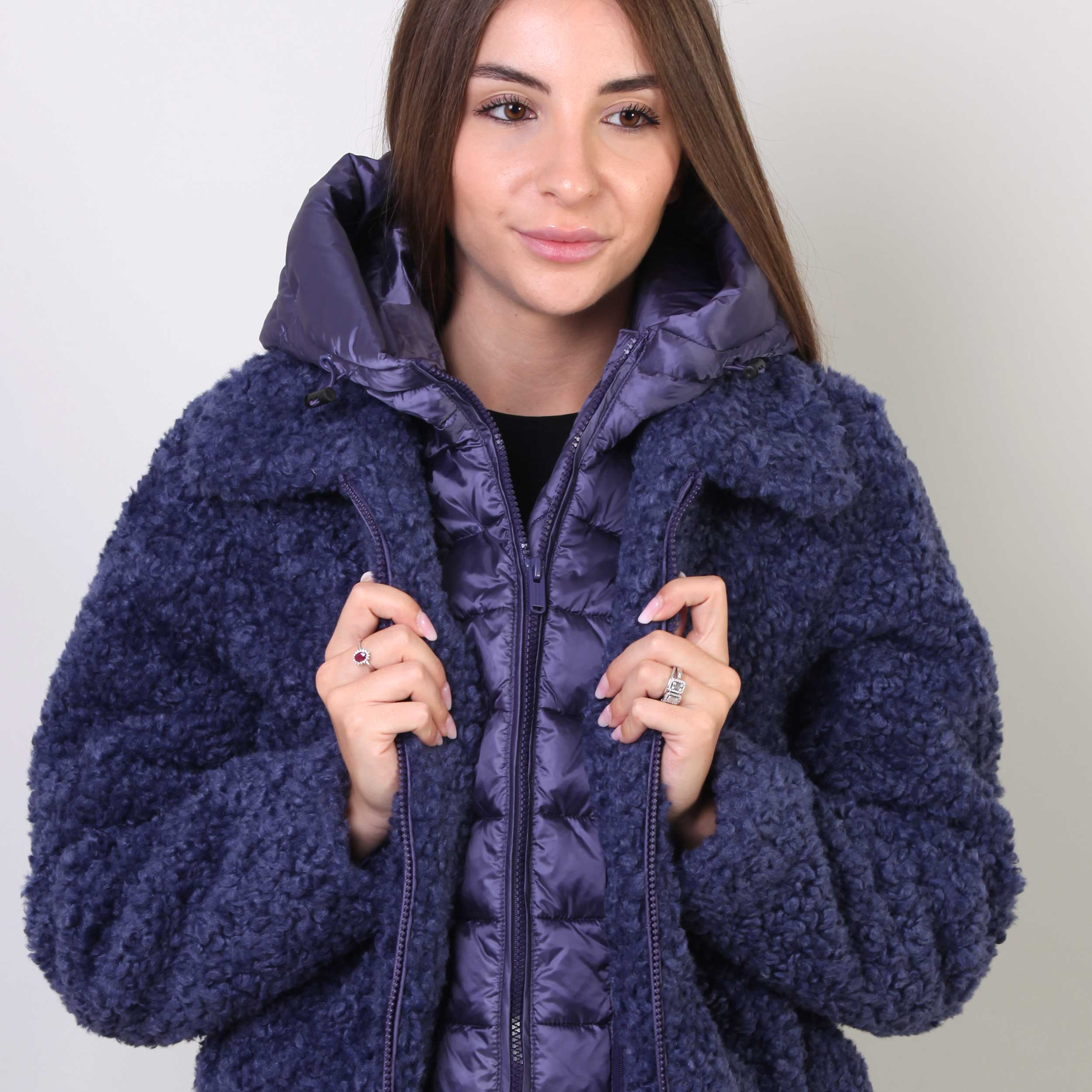 Cappotto Corto Con Cappuccio Firmato BOMBOOGIE - annameglio.com abbigliamento moda
