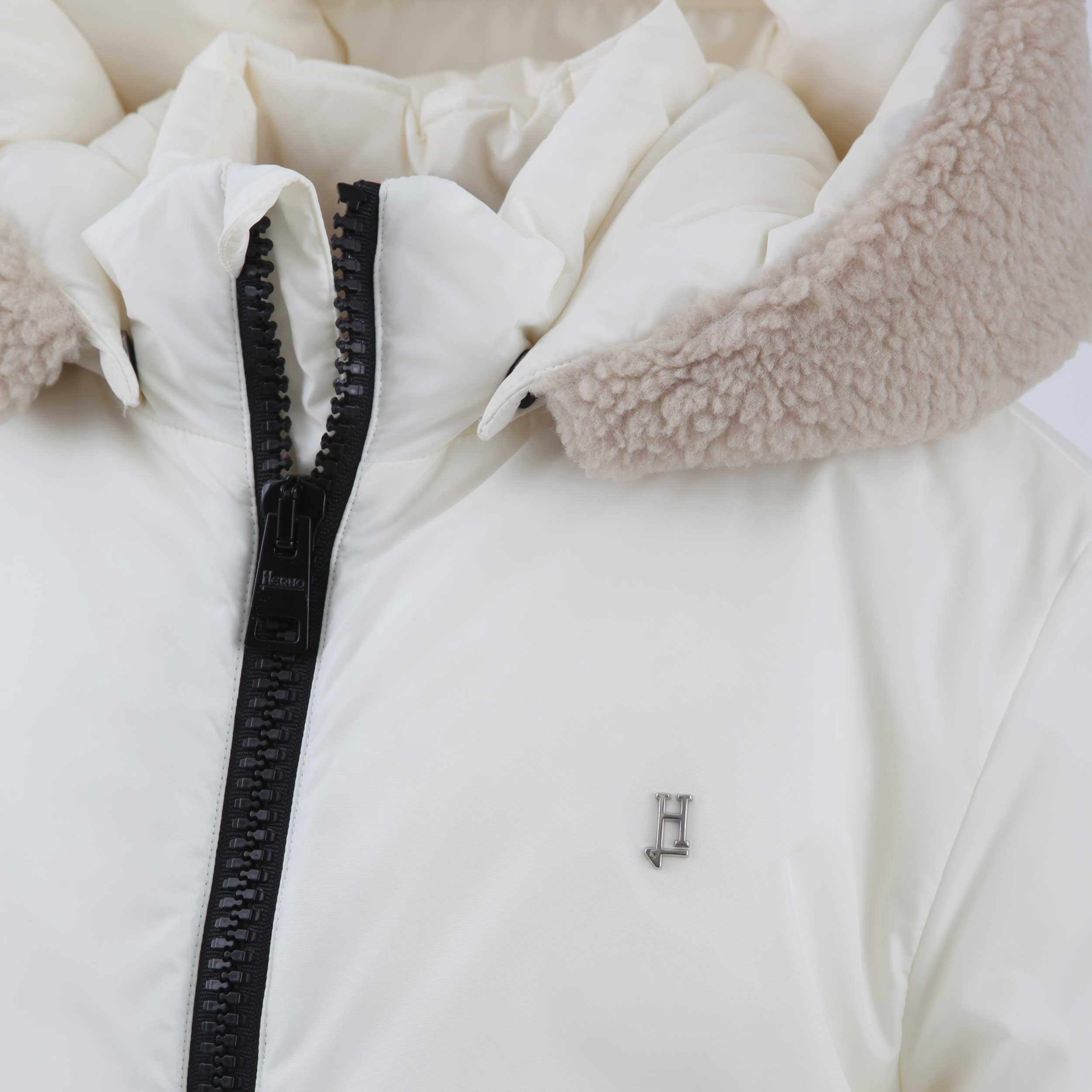 Giacca Bianca Con Cappuccio E Teddy By HERNO - annameglio.com abbigliamento moda