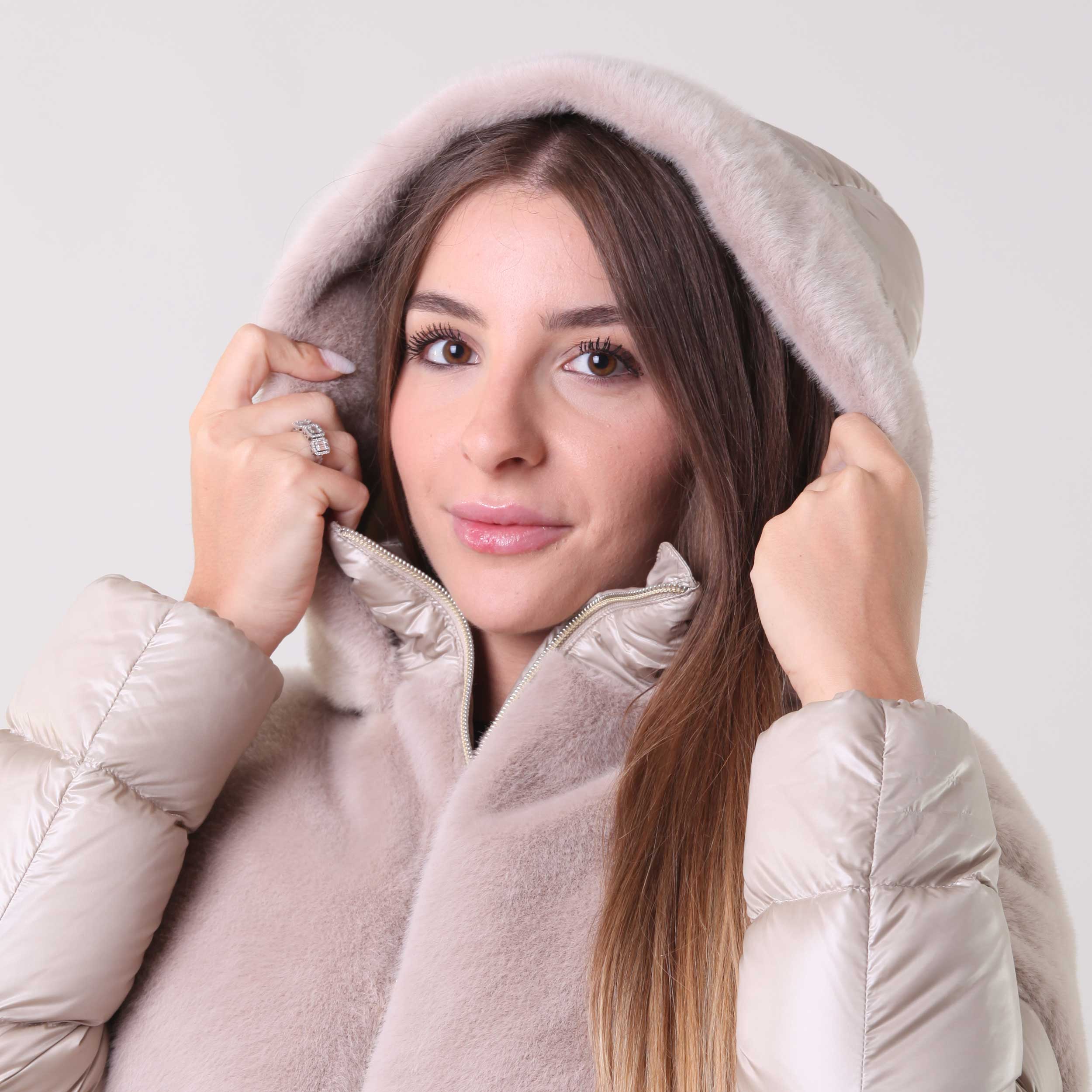 Piumino Rosa Con Pelliccia Inferiore Firmato HERNO - annameglio.com abbigliamento moda