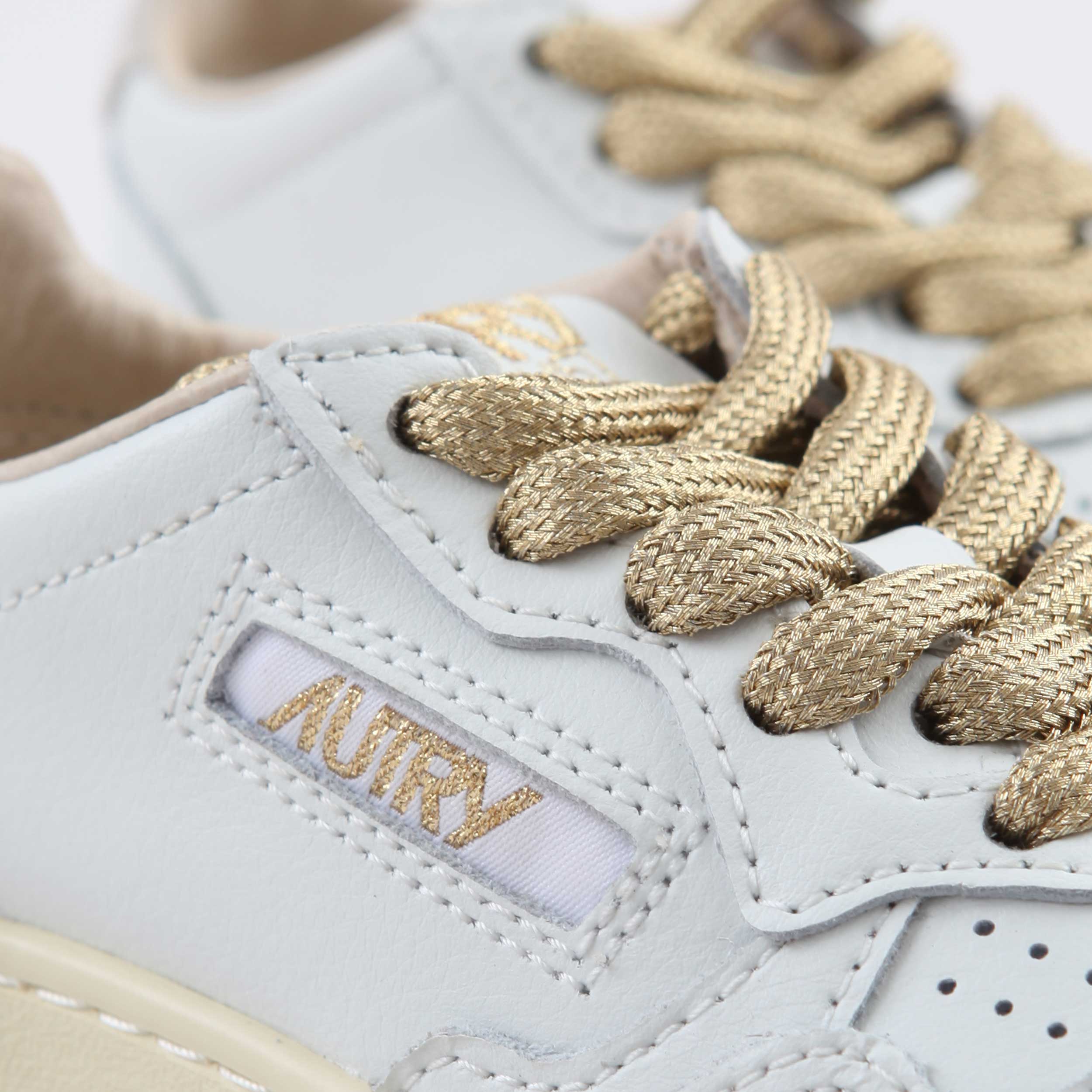 Medalist Low White Sneakers for Boys by AUTRY