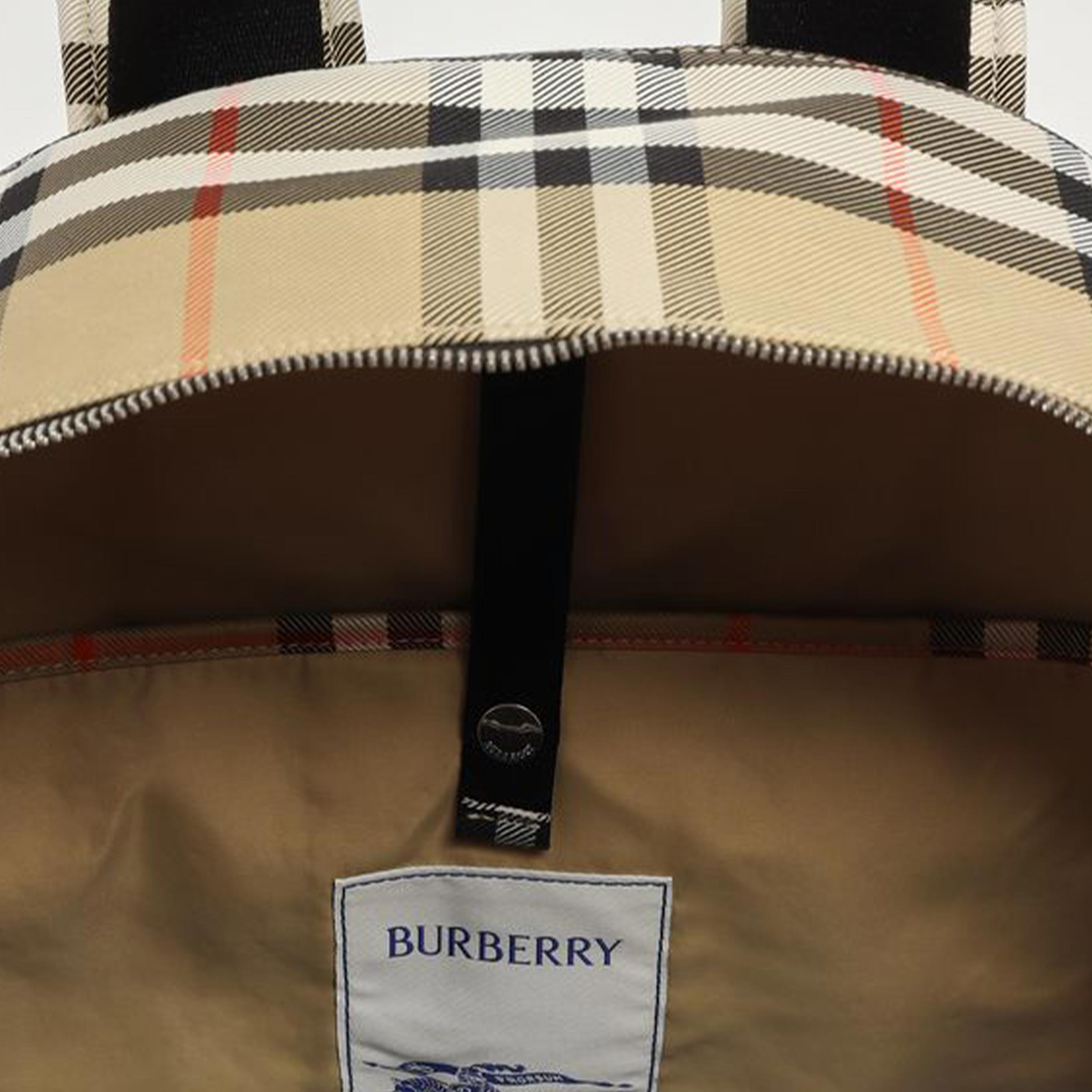 Zaino Con Stampa Iconica Per Il Cambio Firmato BURBERRY