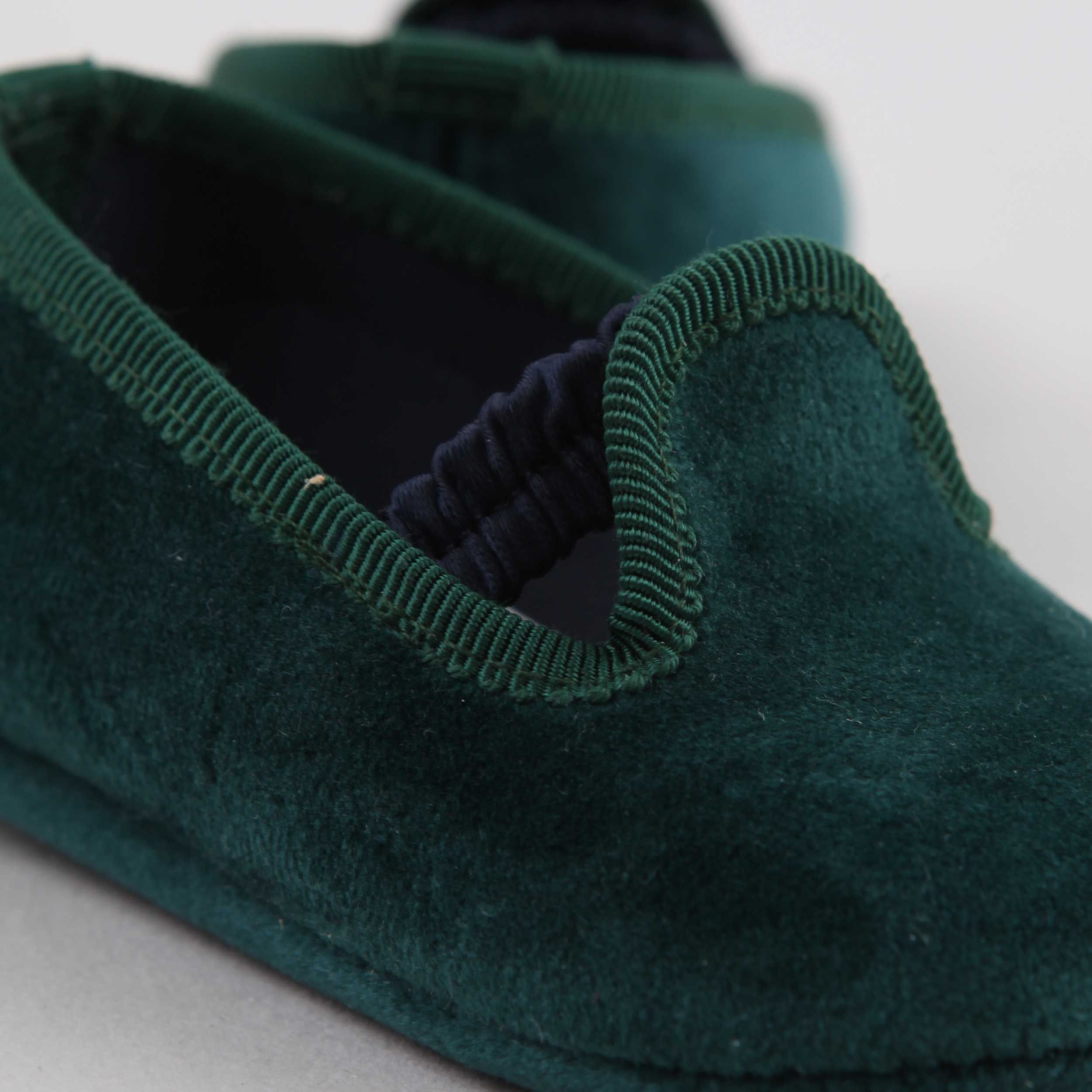 Green Velvet Dancer for Newborn by CAMELI