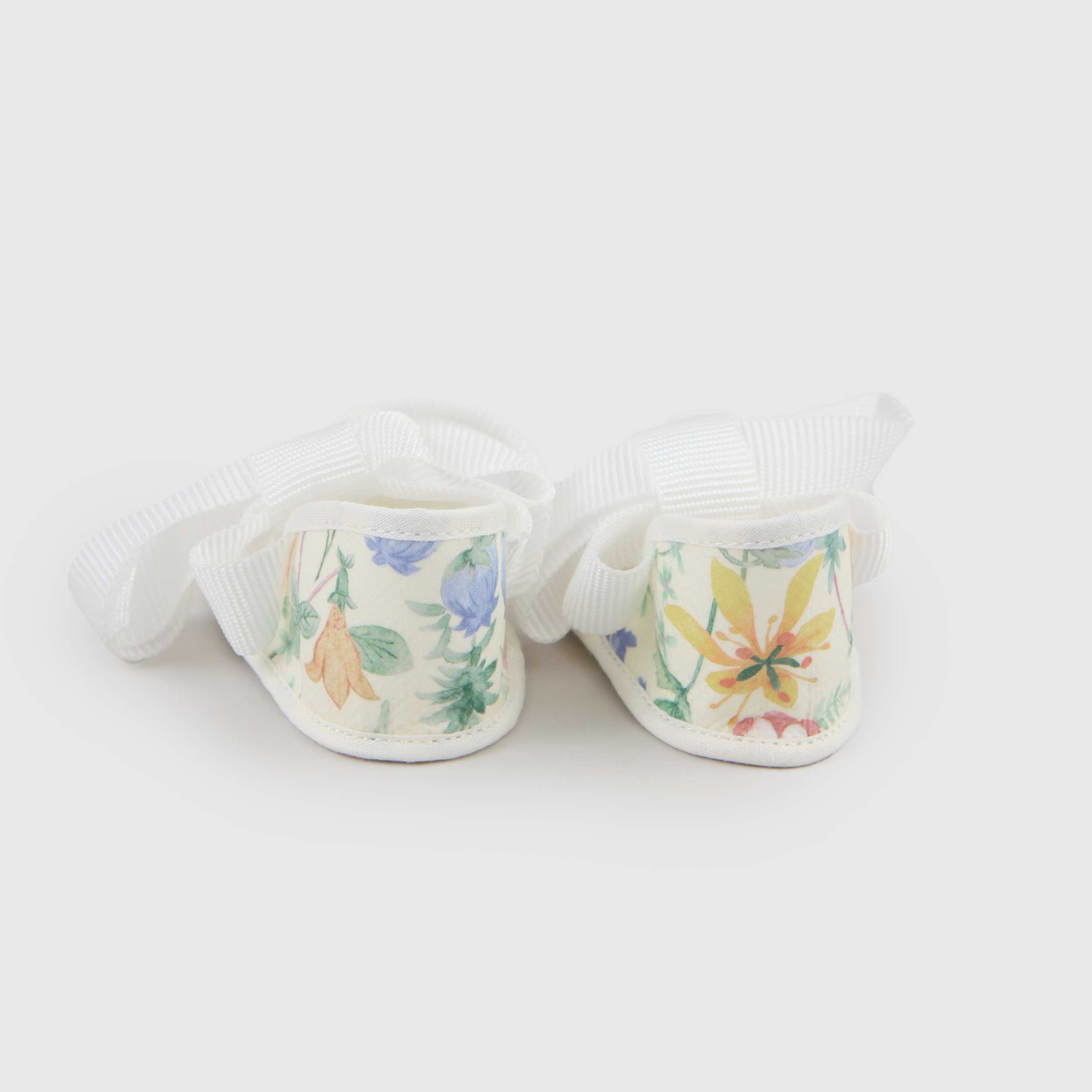 COCCODE Floral and Bow Design Shoe