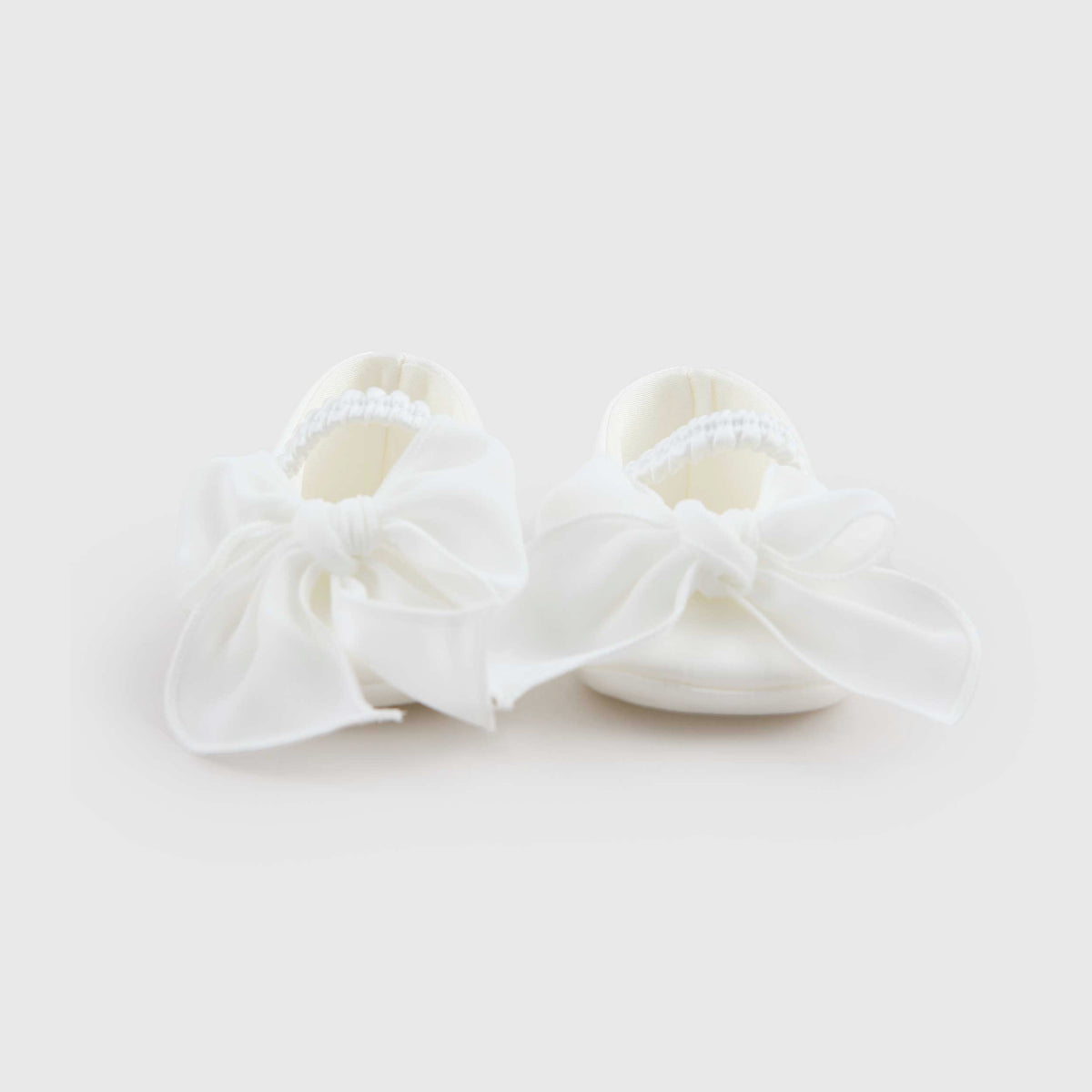 Scarpina Bianca con Fiocco in Tulle per Neonata COLORICHIARI