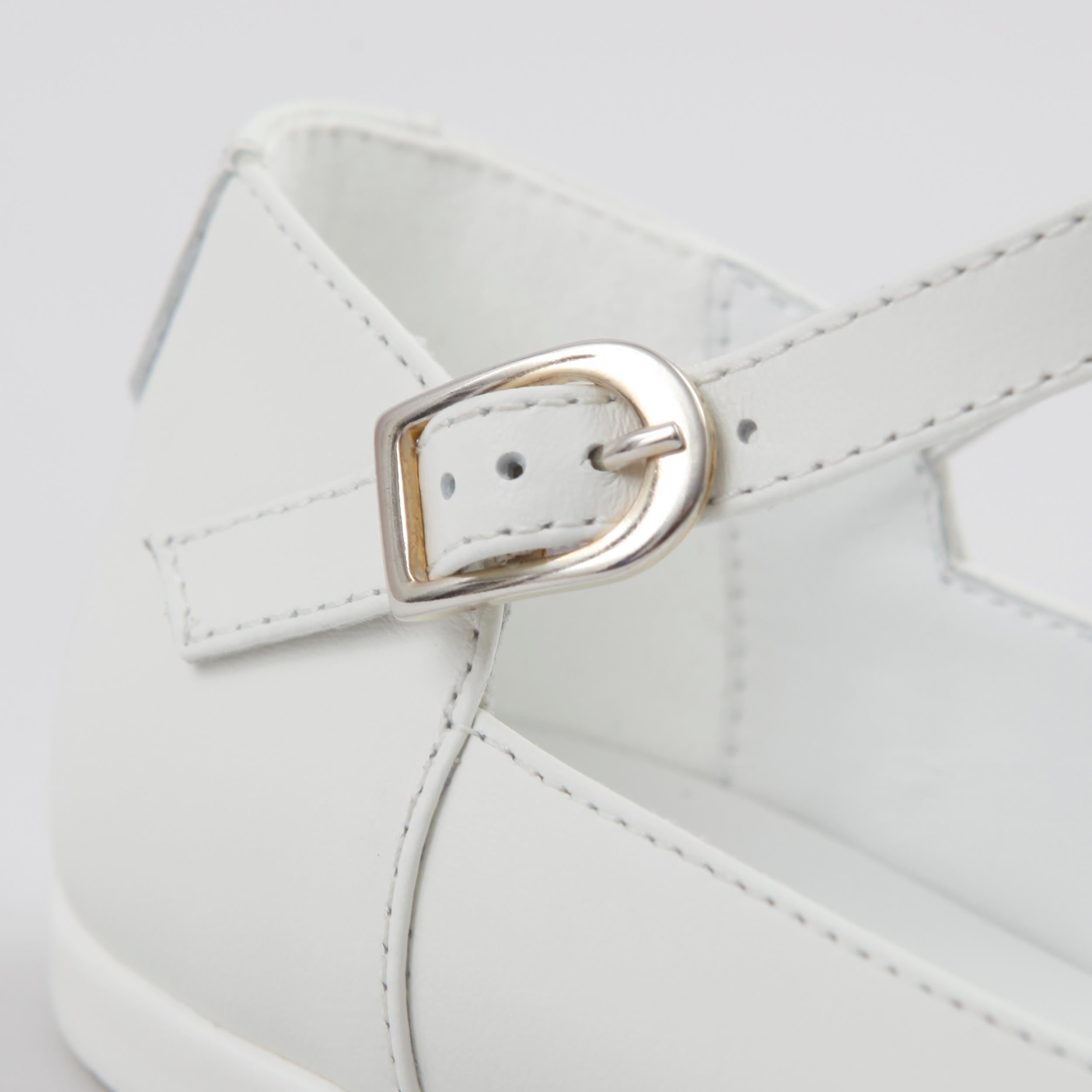 COLORICHIARI White Leather Ballerina with Bow