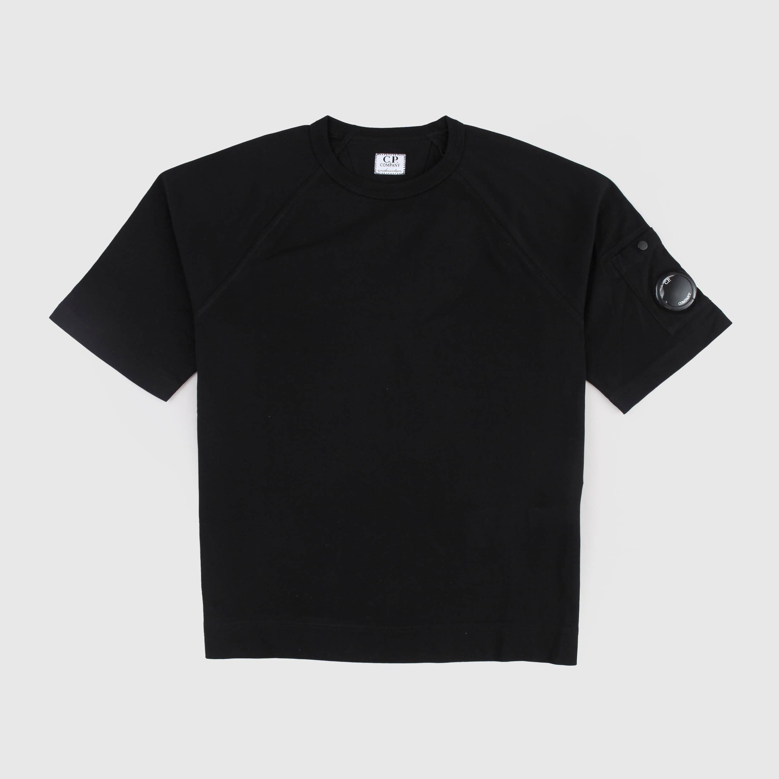 Black T-shirt with iconic lens by CP COMPANY