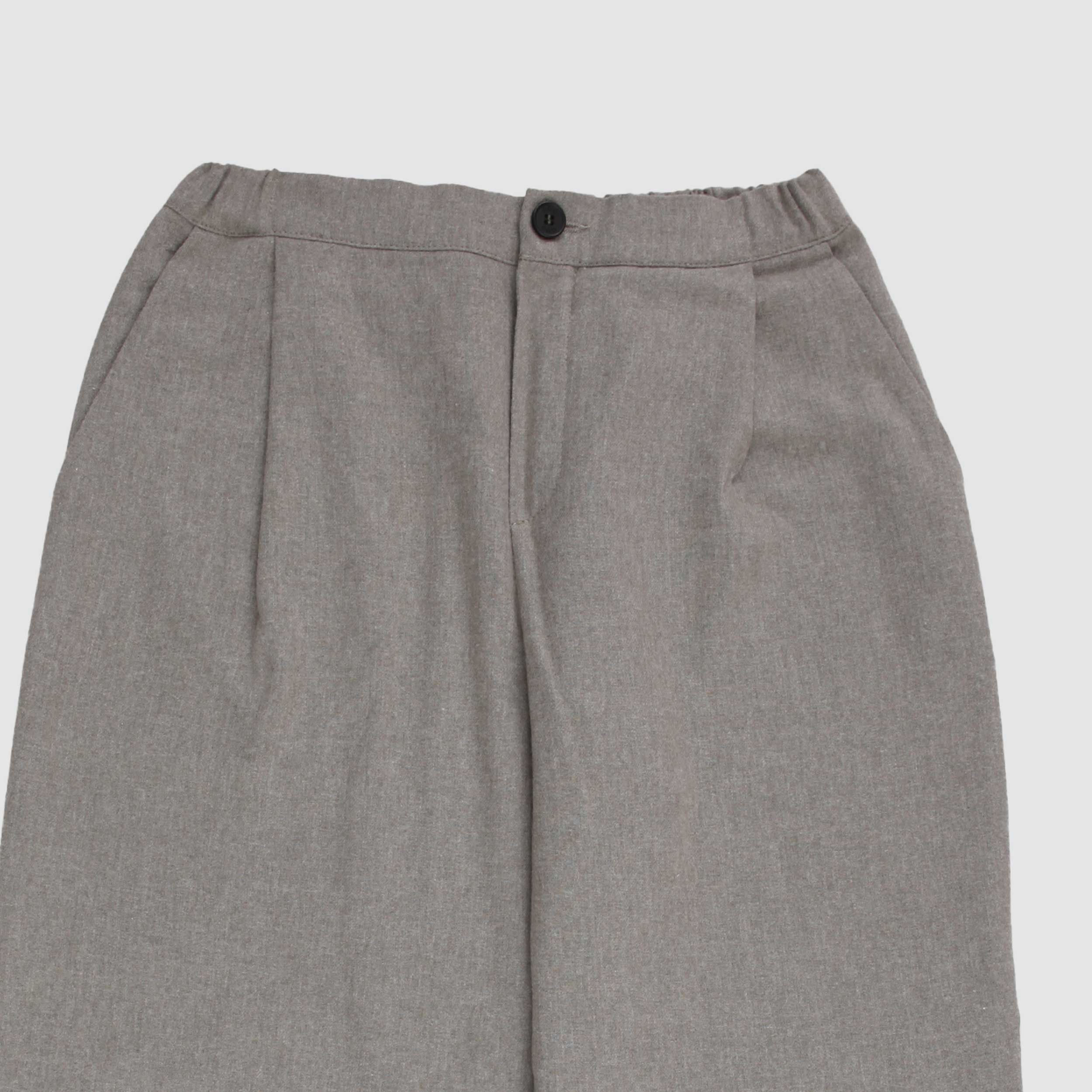 Pantalone Grigio Modello a Uovo Firmato DOUUOD