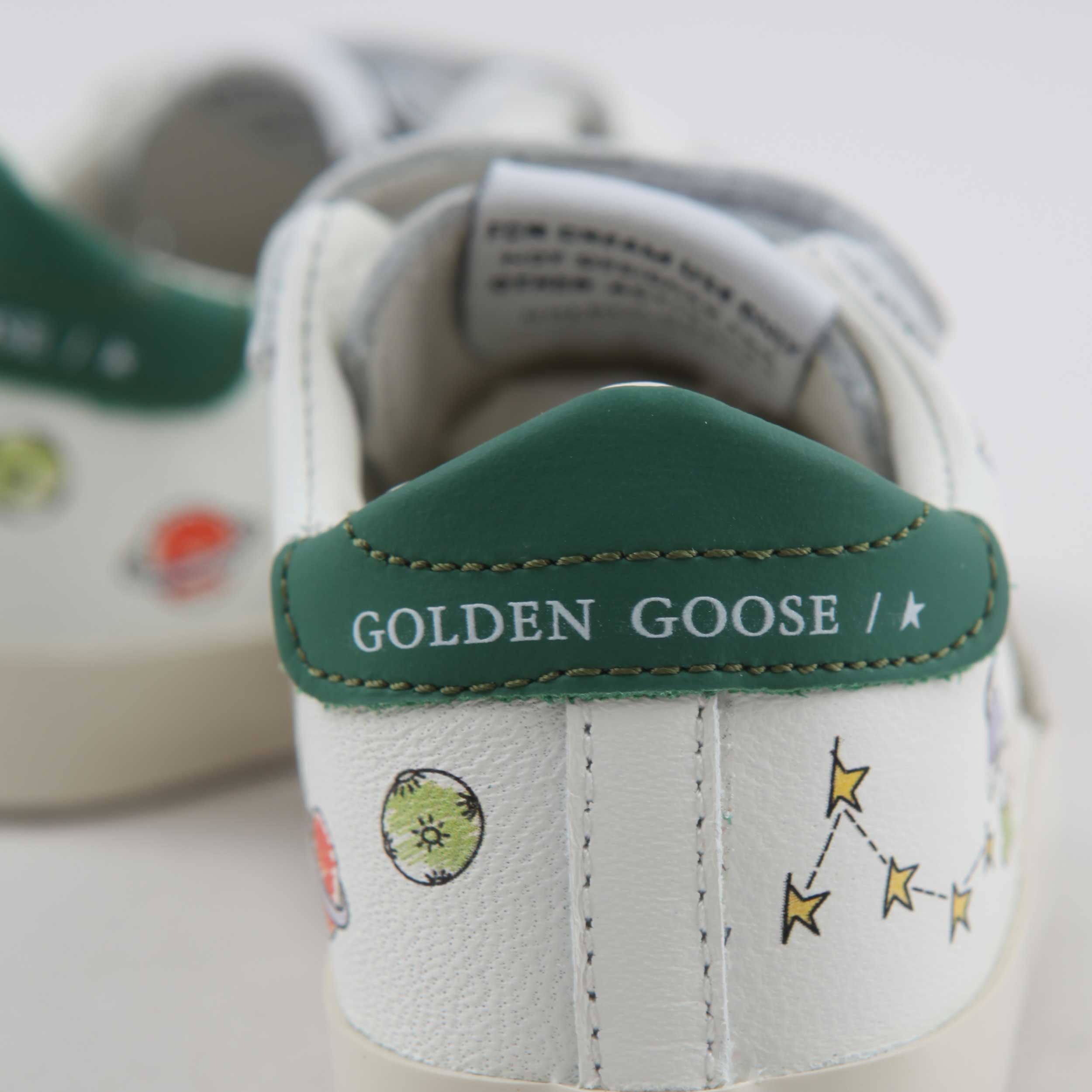 Sneakers Super Star Bianca con Stampa Spazio By GOLDEN GOOSE