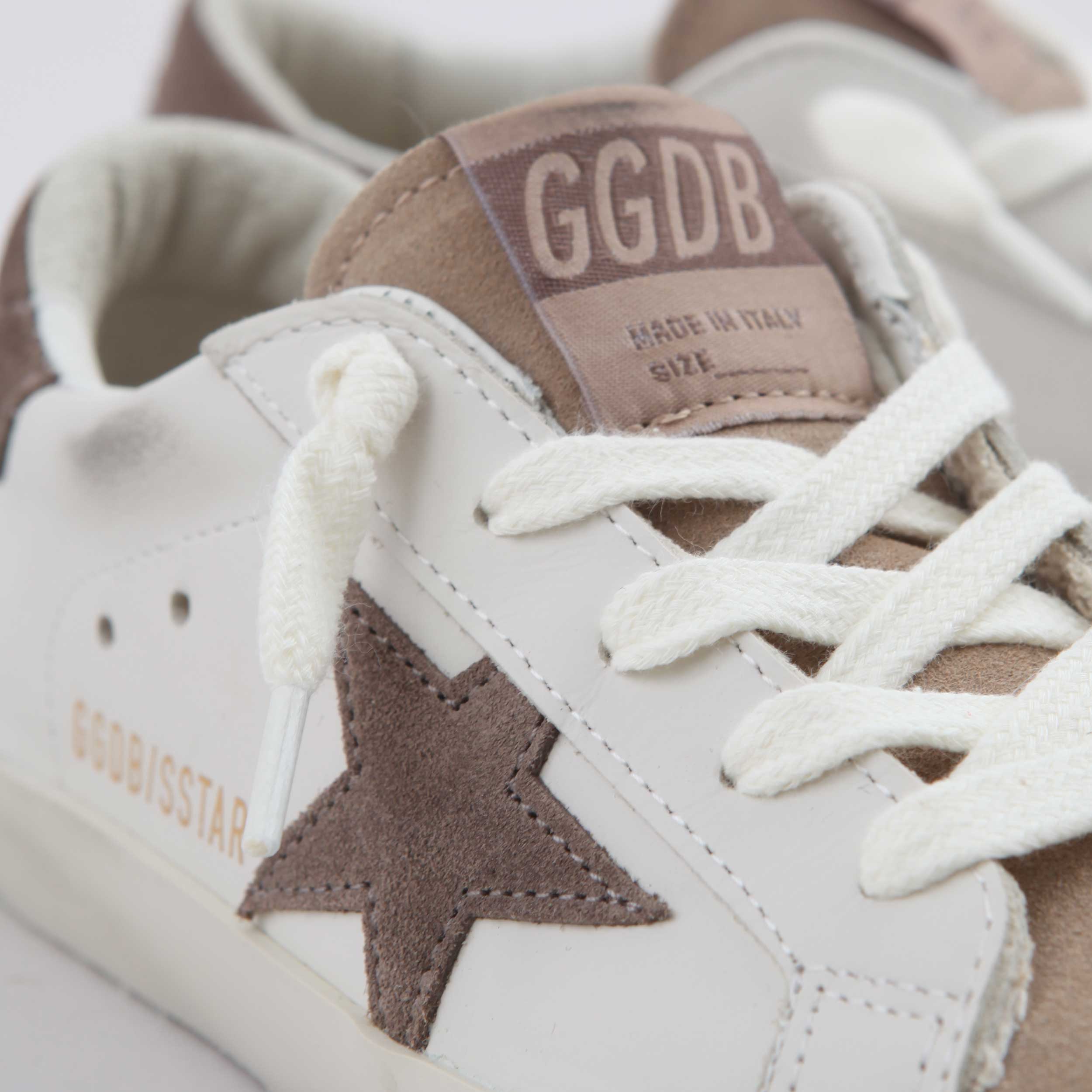 Sneakers Super Star Stella in Suede By GOLDEN GOOSE