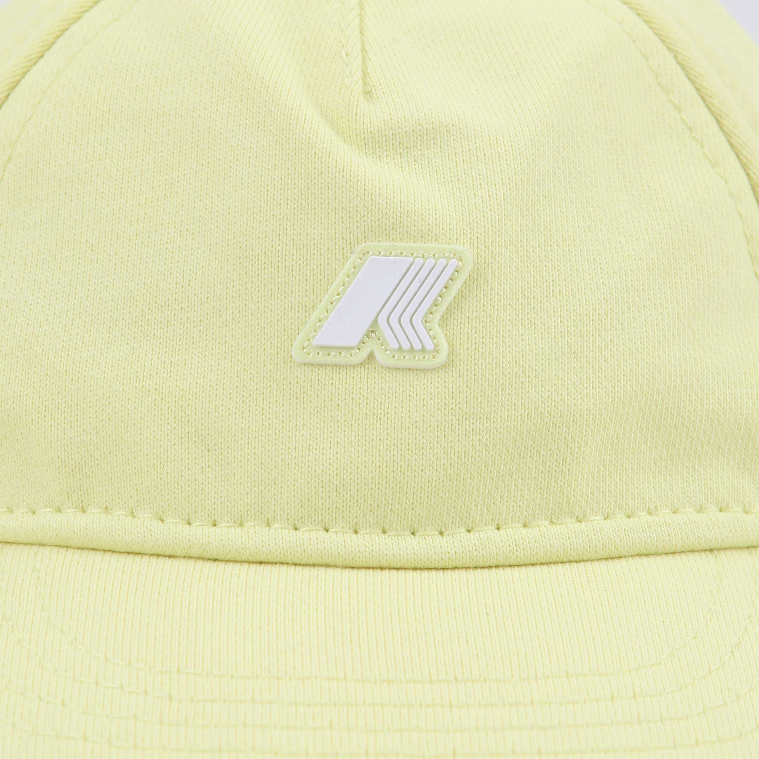 Cappello Giallo con Logo Bianco Firmato K-WAY