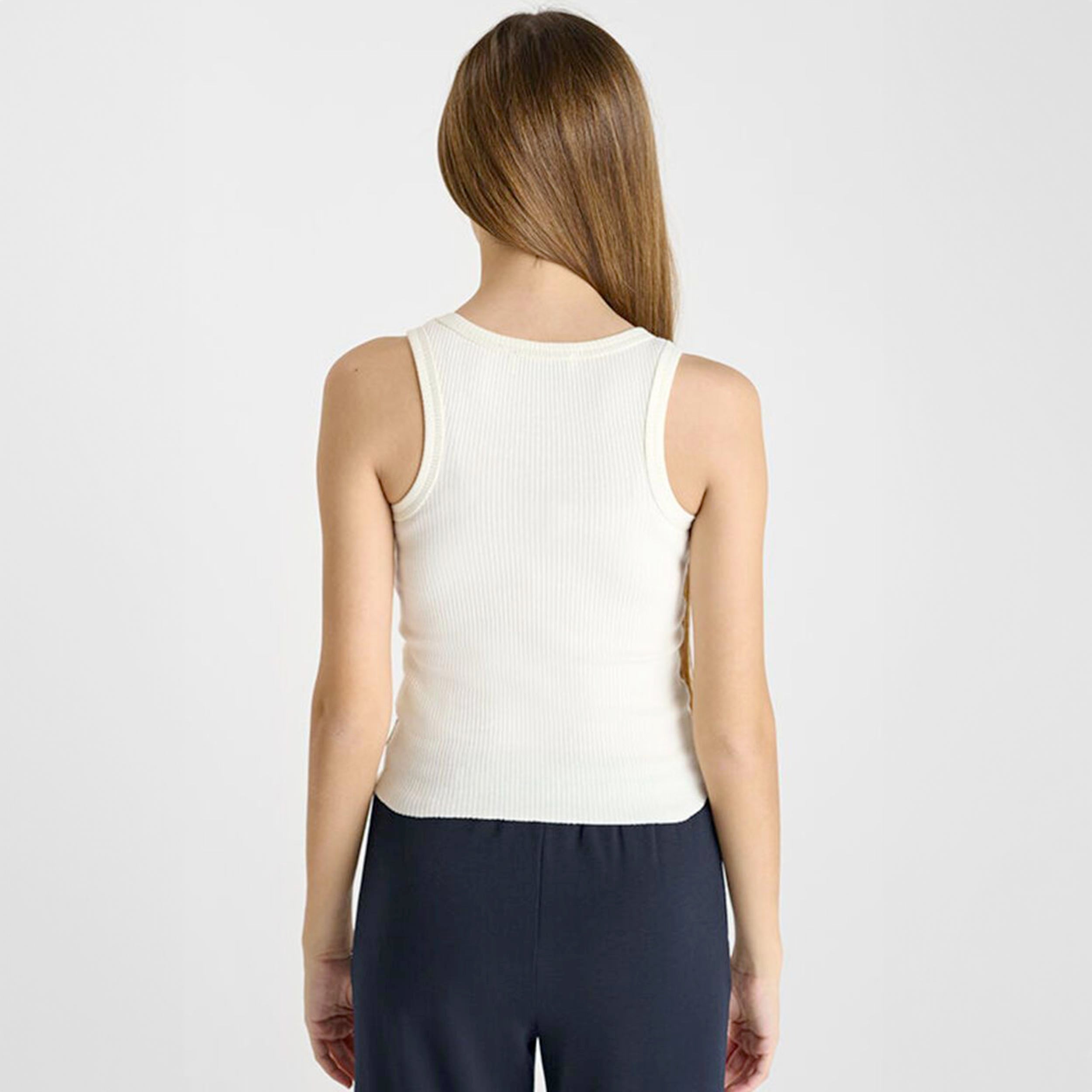 Cream-colored tank top with LE TEMPS DES CERISES signature print