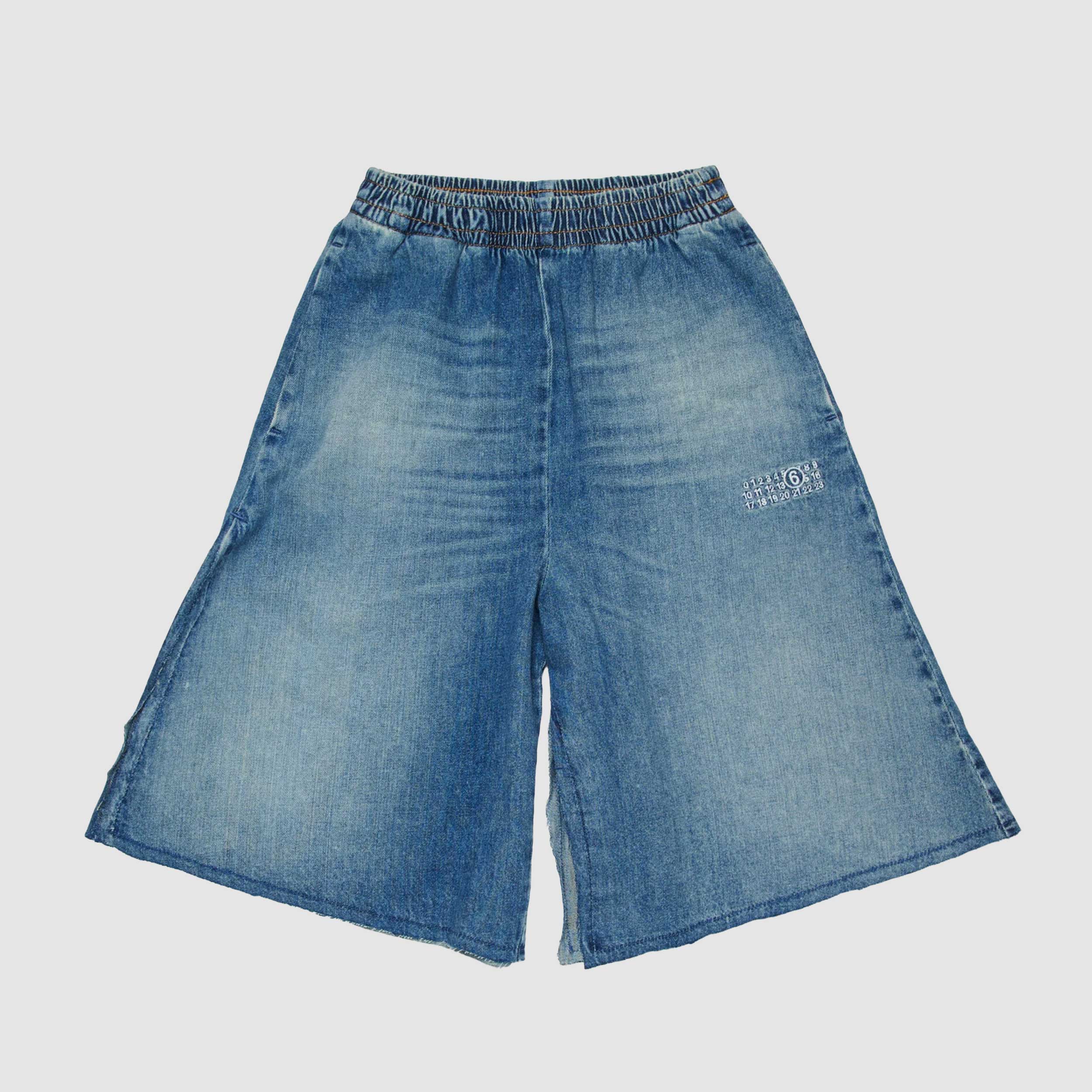 Shorts in Denim Modello Ampio Firmati MM6