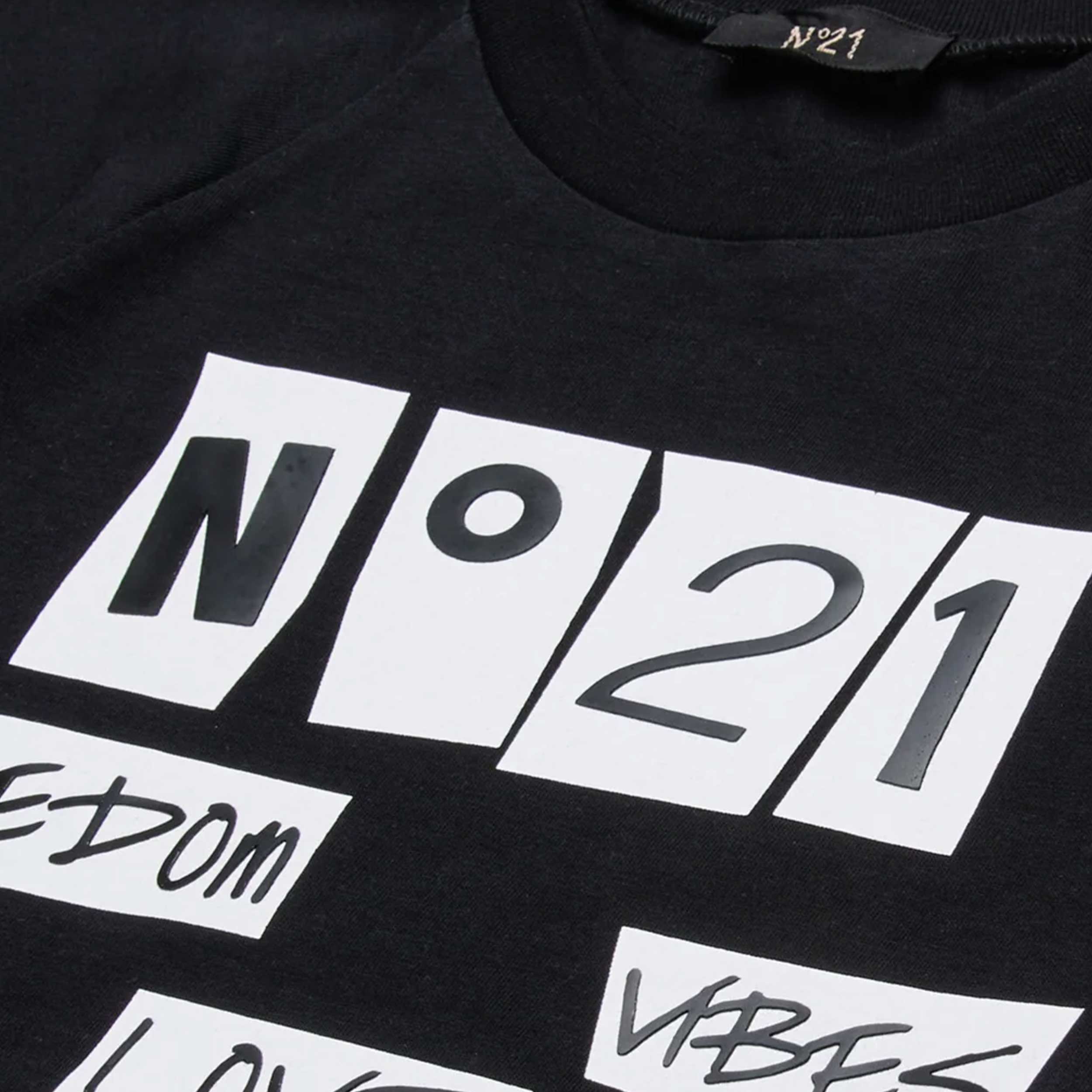 Maglietta Nera Con Stampa A Contrasto Firmata N.21
