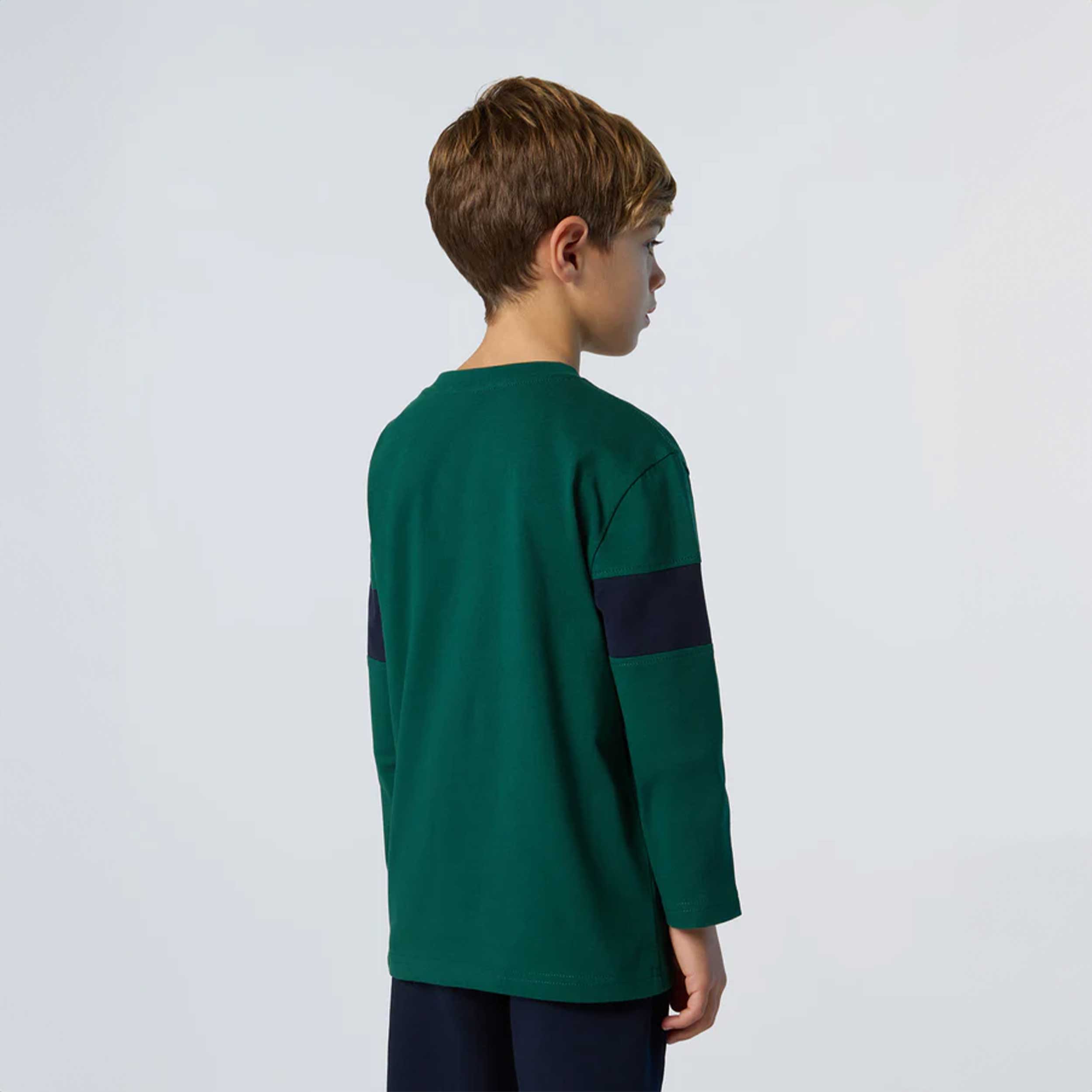 Green T-shirt with bands on the sleeves by NORTH SAILS