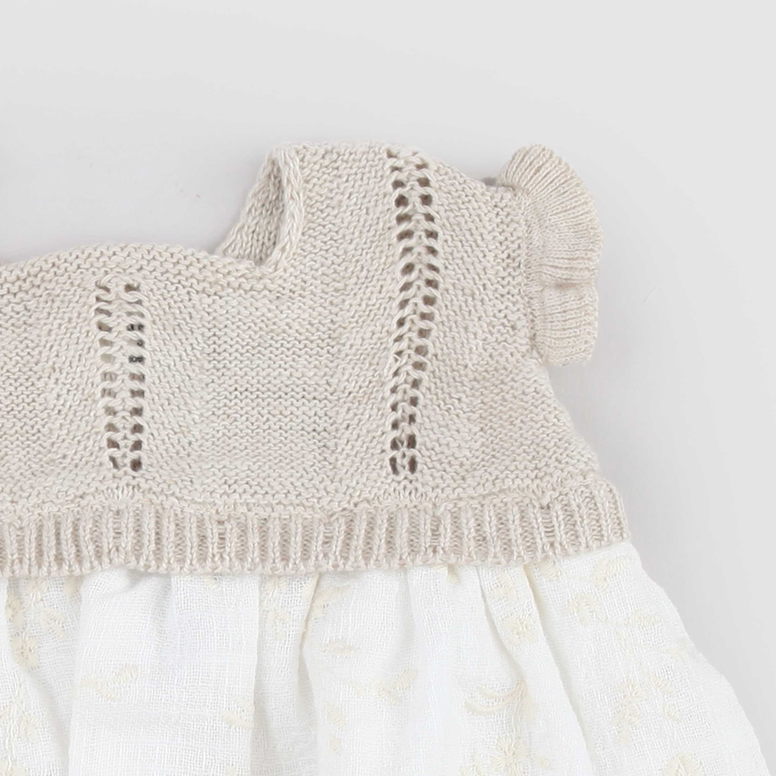 Abito in Ecru Firmato ONE MORE IN THE FAMILY