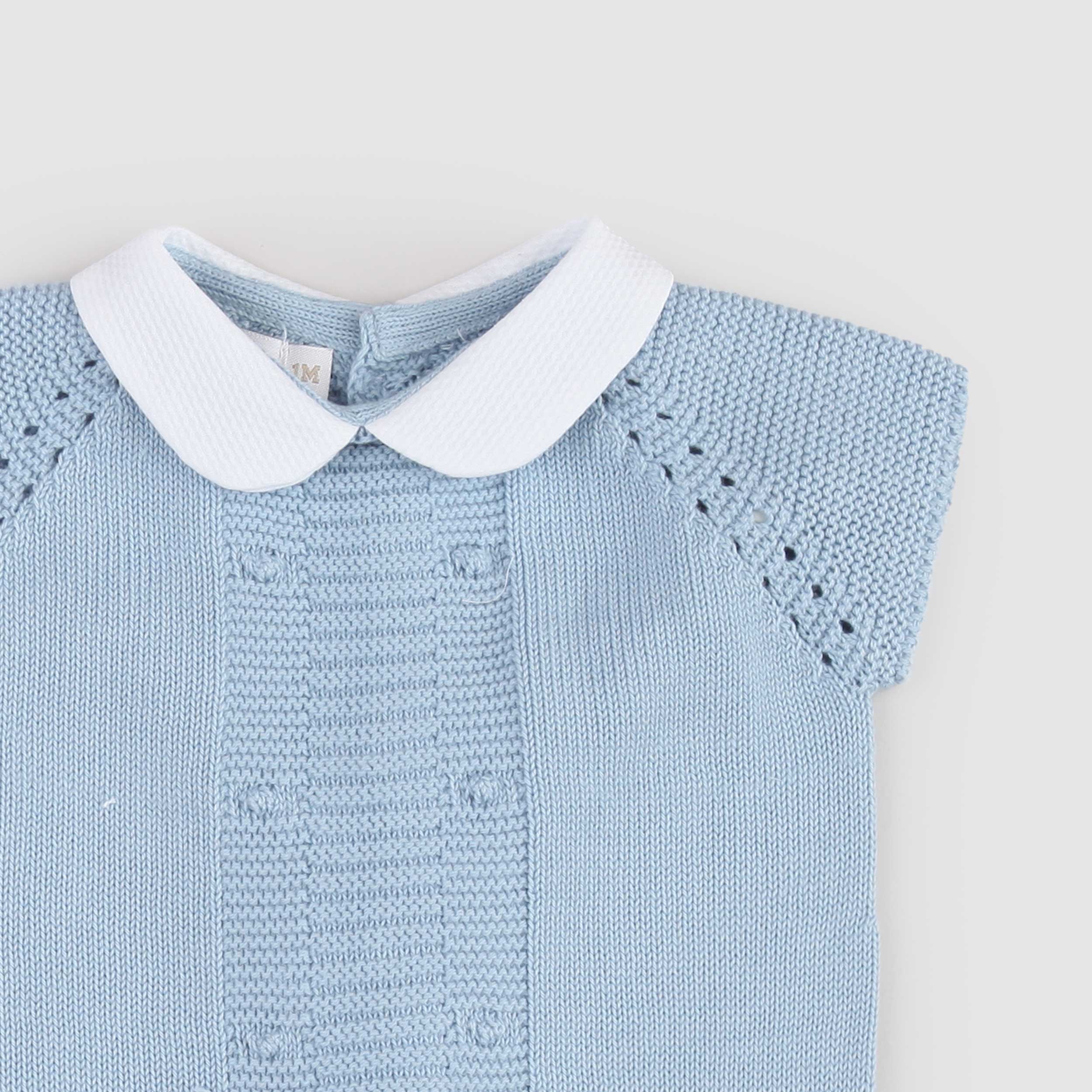 Tutina Celeste e Bottoni in Madreperla Firmata PECESA