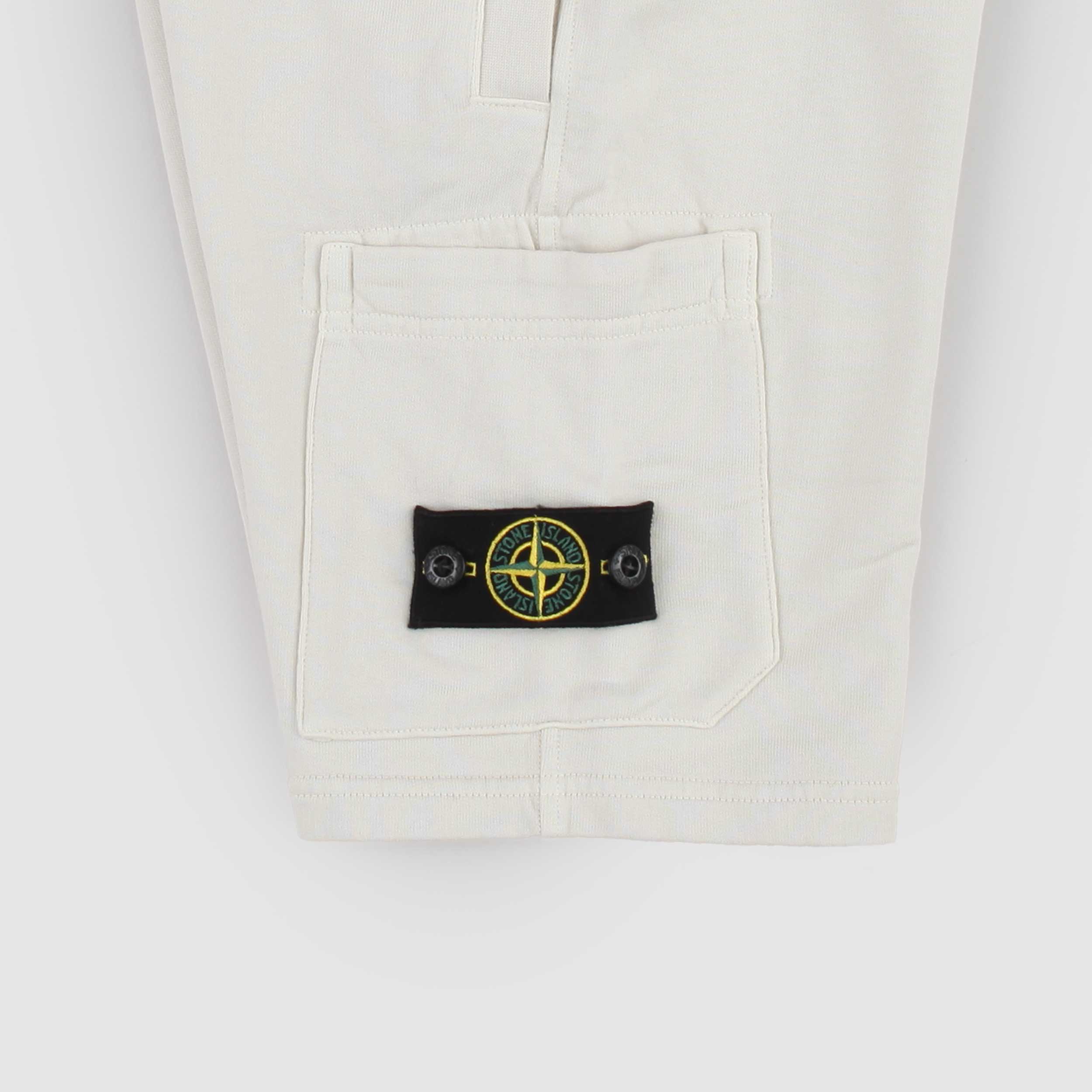 Bermuda Beige con Logo Iconico Firmato STONE ISLAND