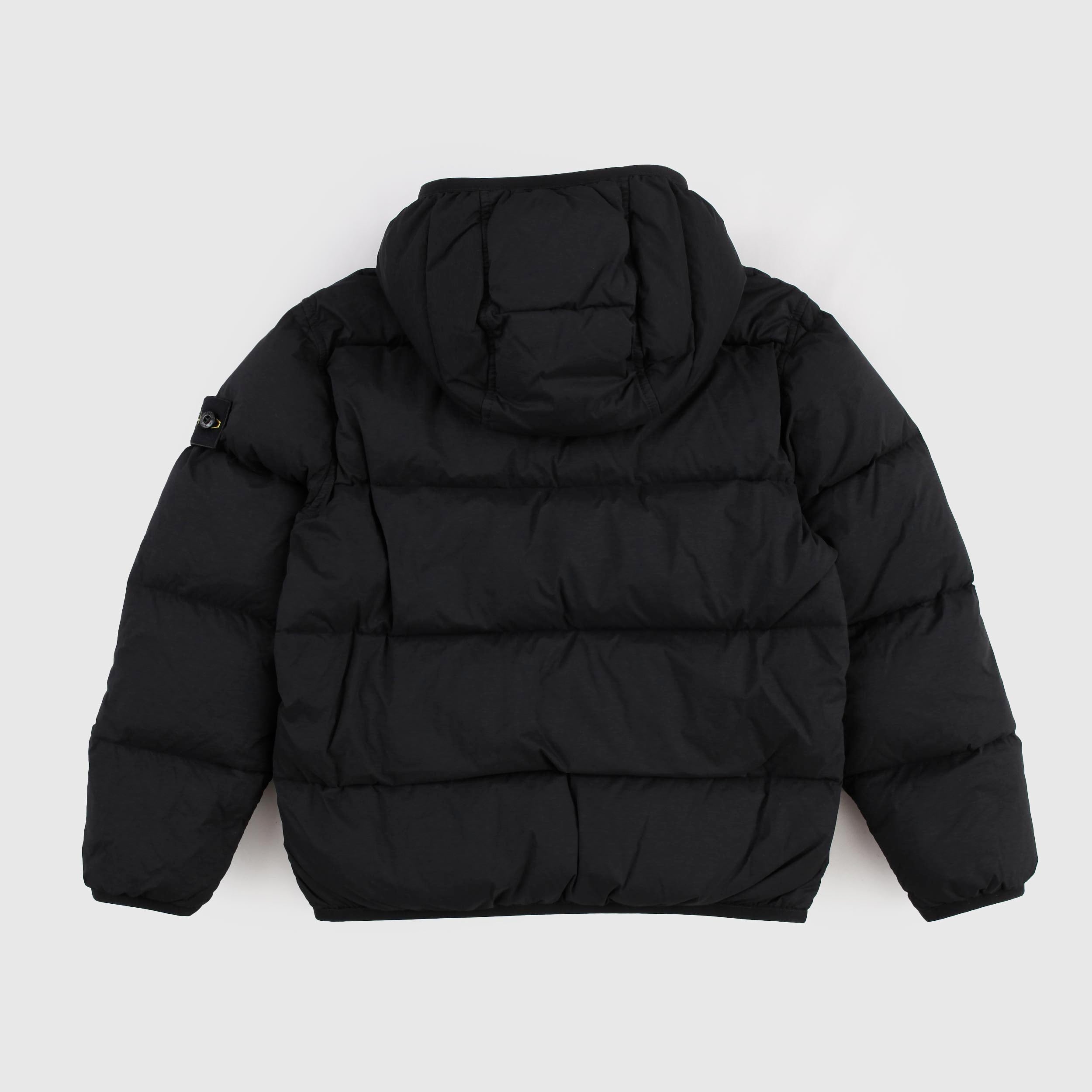 Giubbino Nero con Cappuccio e Targhetta in Rilievo By STONE ISLAND