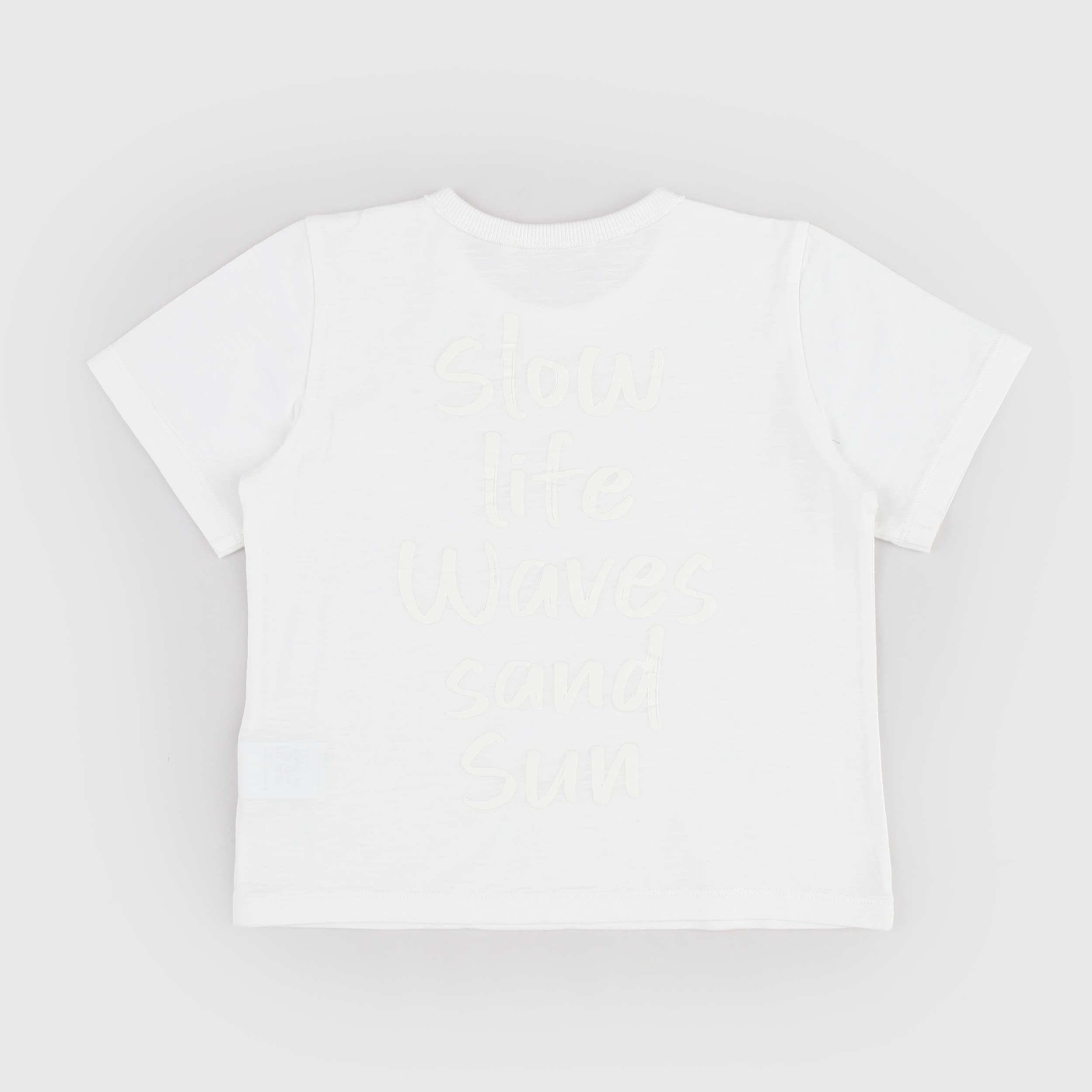 T-shirt Latte con Piccolo Logo Firmata ZHOE AND TOBIAH